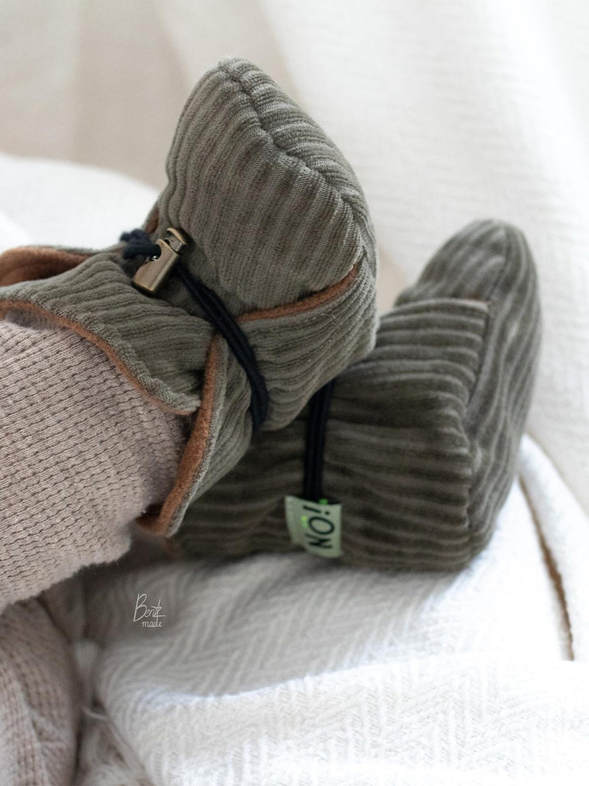 Wool Baby Shoes Sewing Pattern